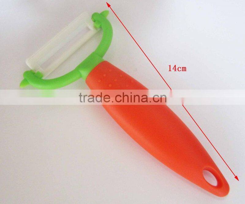 Hot-selling Ceramic Blade Plastic Handle Tomato Peeler