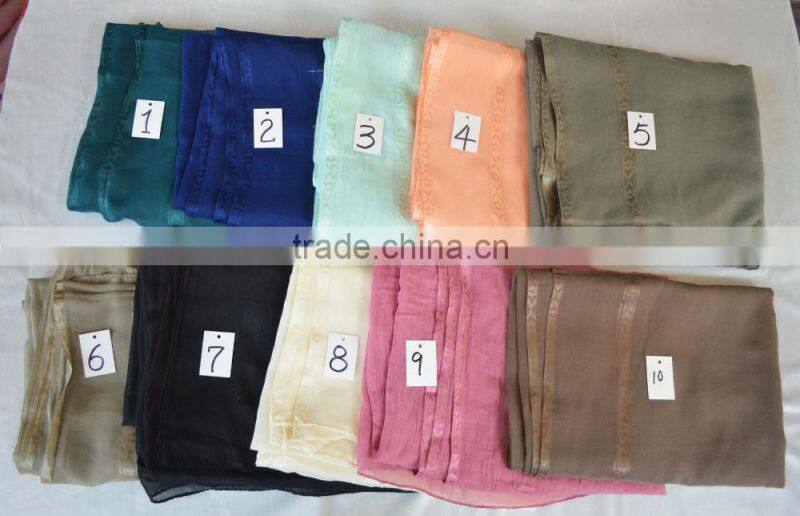 2016 Fashion hot arabic duabi lady chiffon plain jacquard floral hijab scarf shawl