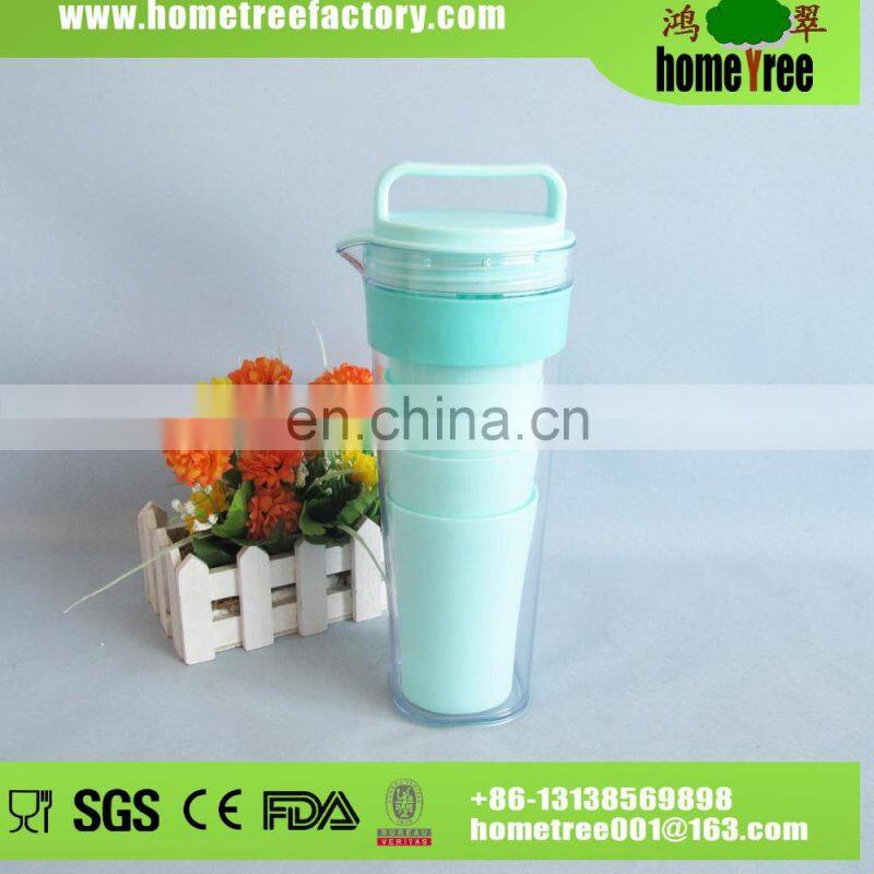 1600ml Snowflake Pattern Plastic Water Jug With Strainer And Side Handle Pouring Jug For 4 Person