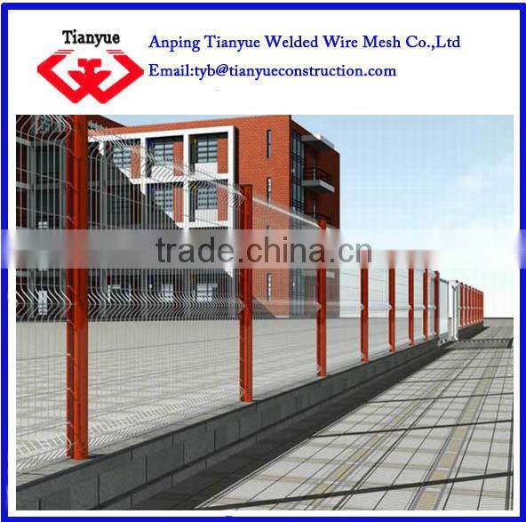 strengthen grid Triangle bending wire mesh fence(factory)