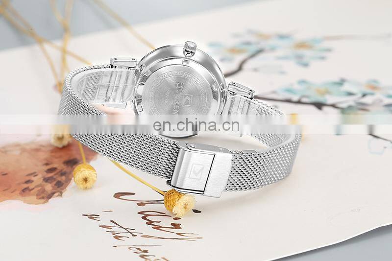 CURREN 9053 Women Charm Fashion Thin Quartz Watches Unique Flower Dial Simple Ladies Dress Bracelet Wristwatch