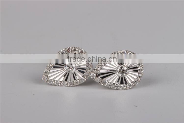 latest design diamond 18 K gold earrings