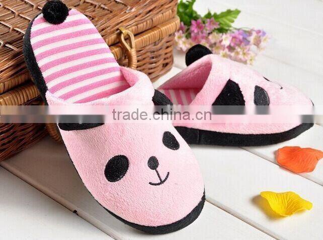 plush slipper/cheap baby animal shoes/panda plush slippers