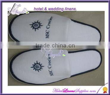 disposable Sheraton hotel white terry slippers, 5-star hotel white terry slippers used in luxury hotels