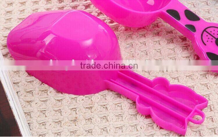 Durable colorful Variety Pet Food Shovel for pet