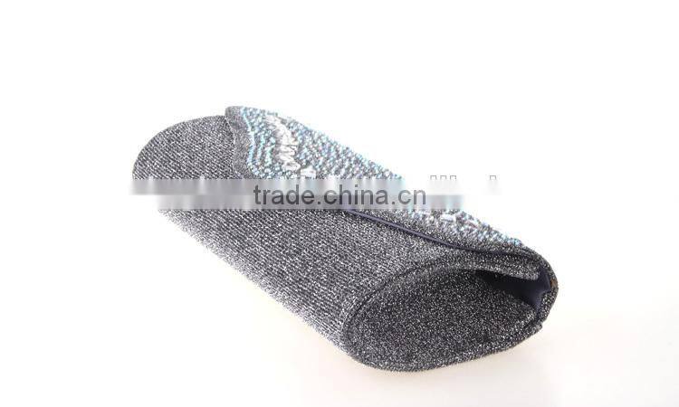 Lady dinner bag with diamond hand bag