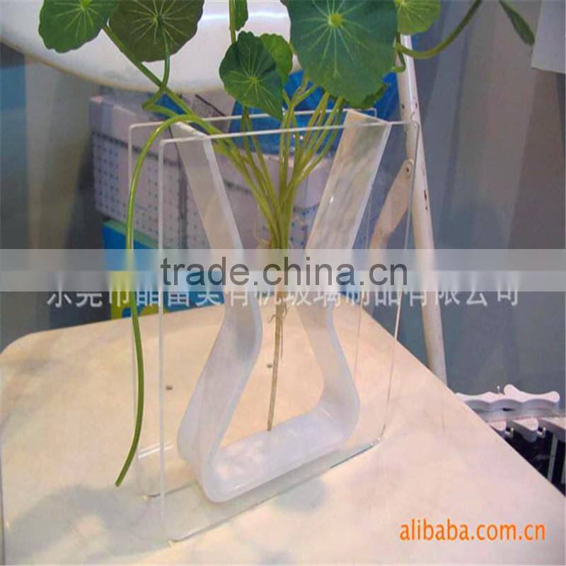 Vase tiffany information showcase