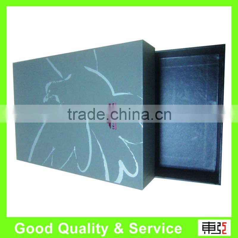 Packing Paper box for fashion cloth