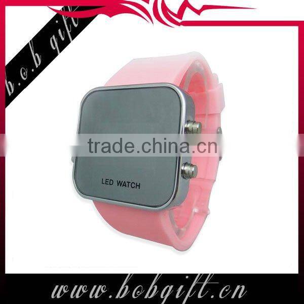 2014 popular cheap fashsion LED silicone watch with mirror