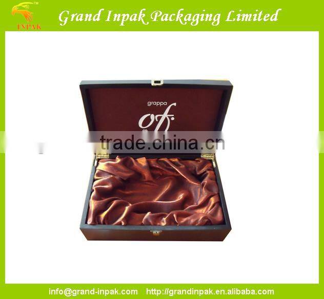 Wooden Win box with lock and insert