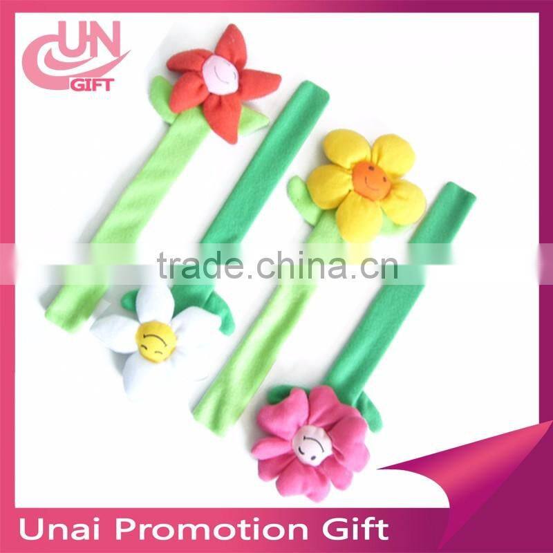 Fashion Cute Xmas Gift Jewelry Circle Santa Slap Bracelet Bangle Christmas Decor gift party Free Shipping