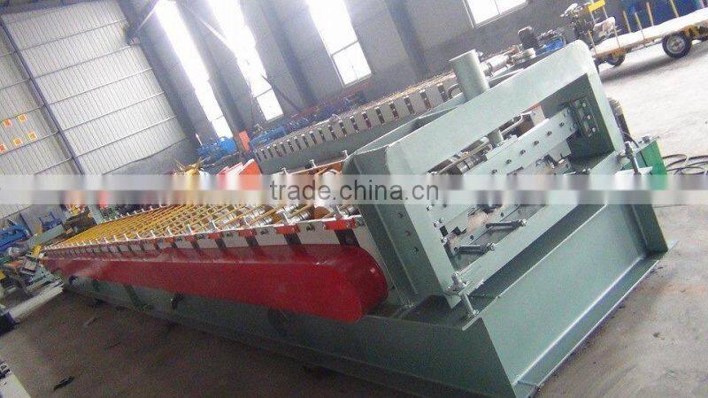 Novel design of DX 720 floor deck roll forming machine