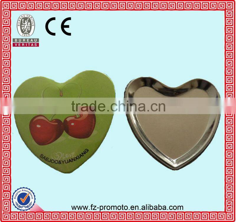 customized yellow printed heart round pin buttons badge metal badge