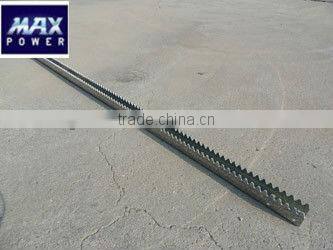 Curved tooth rack and pinion set for greenhouse