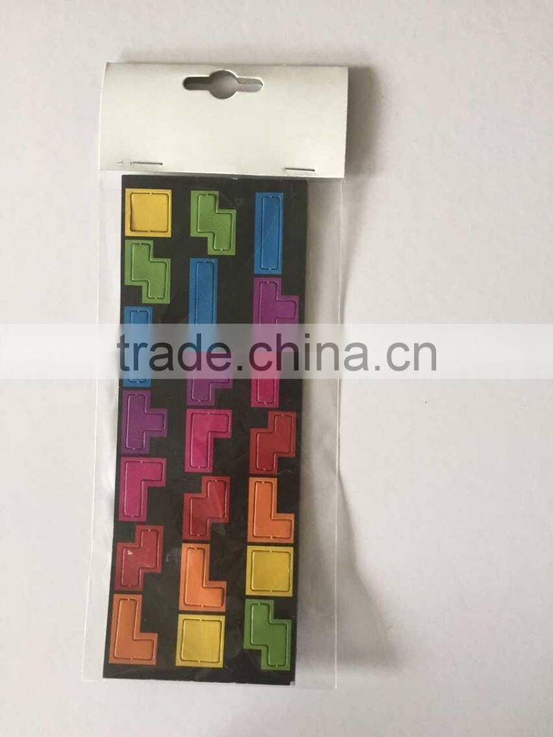 iron board+4pcs flower shape magnet hook