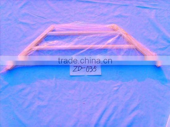 Lowest price woooden corner hanger