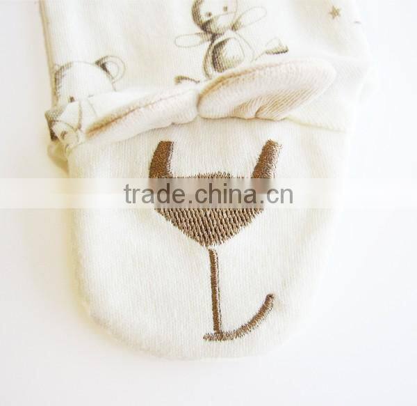 2017 Spring Baby 100% Cotton 2pcs Set t Shirt And Pants With Cute Bear Pattern Unisex Baby Clothes