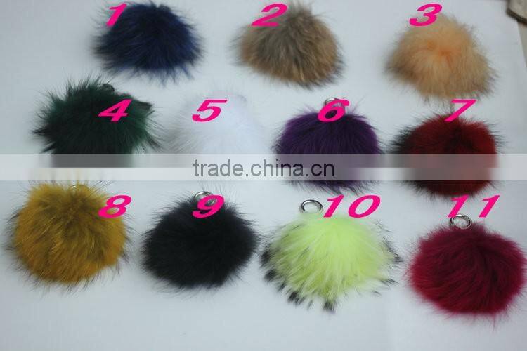 DIY 13cm Real Raccoon Fur Pompoms Fur balls for knitted beanies keychain and scarves shoes Real fur pom pom Wholesale