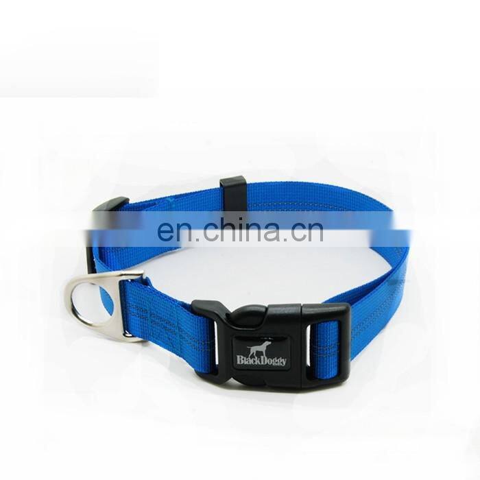Nylon No Pull Dog Neck Collar, pet collar for large dog.
