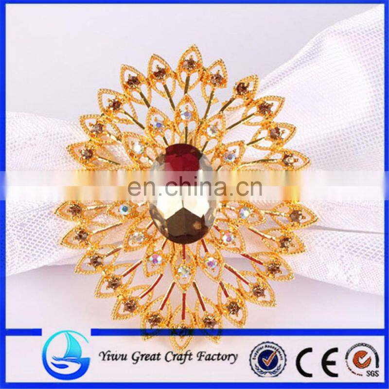 Zinc alloy and diamond brooch angels