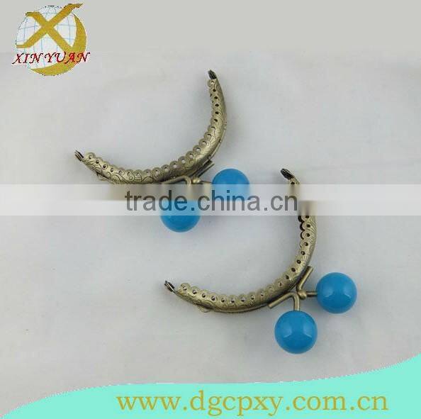 Top quality antique brass fashion DIY sewing blue candy head metal purse frames