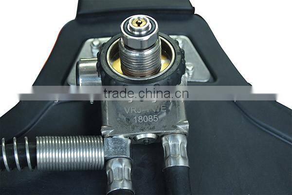 Trolley breathing apparatus with 4 carbon cylinders