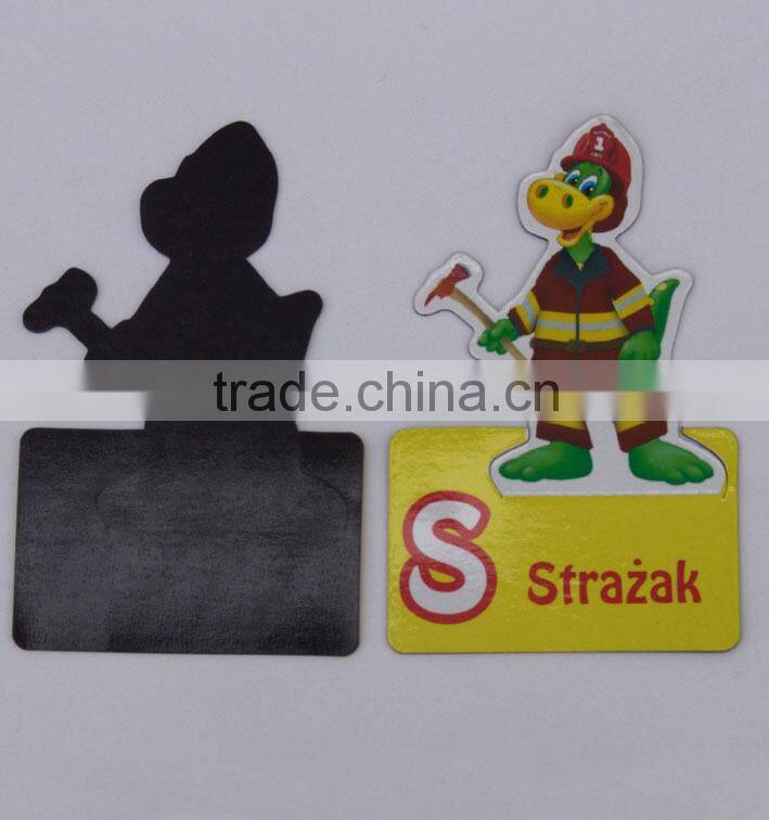 Fashionable custom shaped magnetic fridge sticker