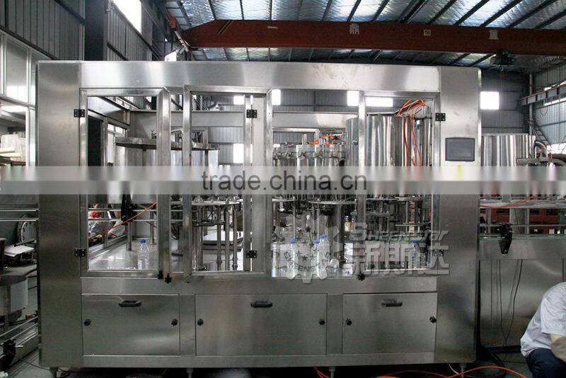 Hot sale Automatic Carbonated / Soda Drinks Filling Machine