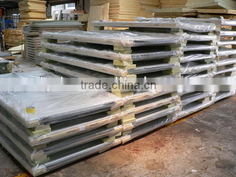 Cold room hinged door with embossed aluminum material