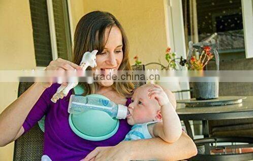 Free Hand Baby Bottle Holder