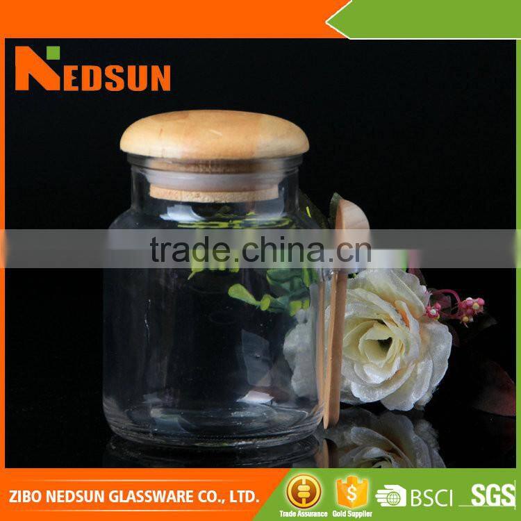 China market wholesale Welcome OEM Stripes Hot sale jars with spoon
