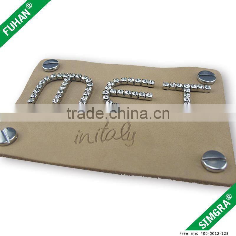 Supply newest fashionable design Embroidery Logo leather labels