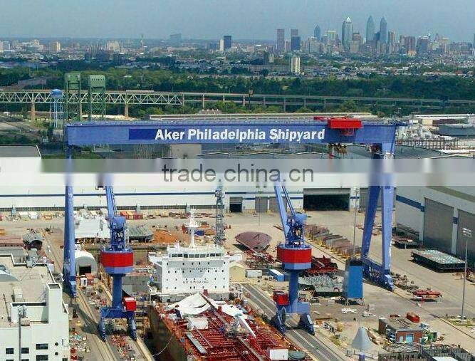 Shipyard goliath crane