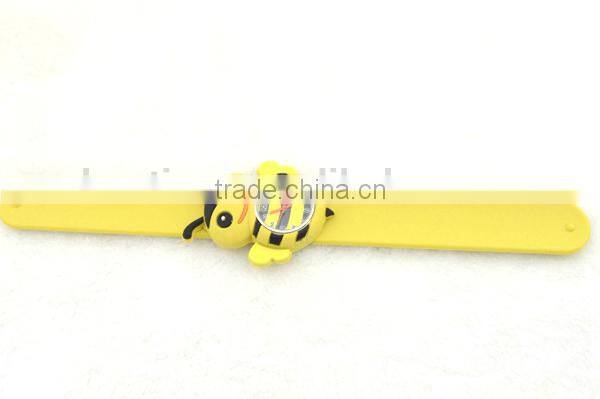 cute bee slap watch glass face quartz movt silicone strap sport watch
