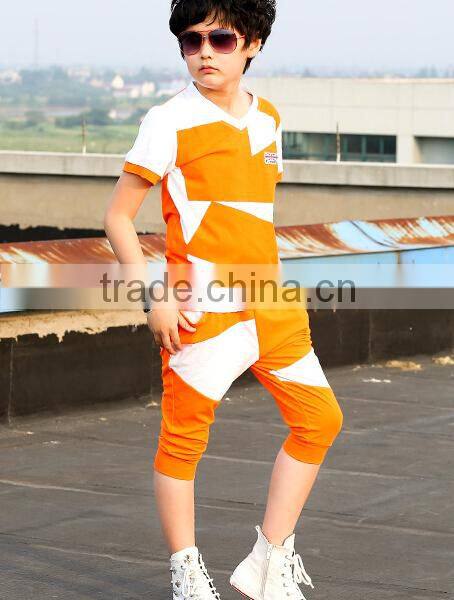 2015 boy Sports Wear Plain T-Shirt and Sport strip Pants / Wholesale Clothing Made in China Jiangxi