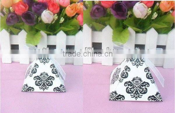 triangle candy boxes