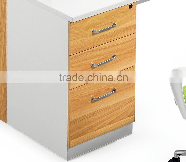 2015 Modern Wooden 4 Seats Office Partition Workstation Office Furniture