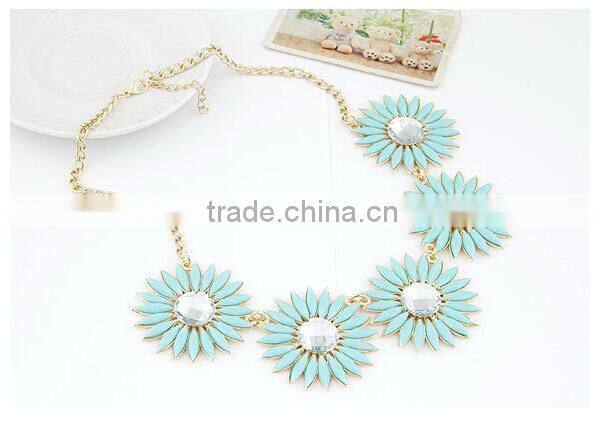 Fashion Multicolor Flower Vintage Choker Collar Pendant Statement Necklace Women Fashion Necklaces for Women 2014