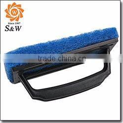 carpet cleaning brush