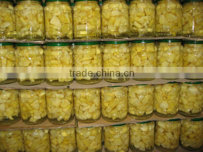BEST SELLING VIETNAM CANNED PINEAPPLE CHUNKS / SLICES IN SYRUP (20oz/580ml and 30oz/850ml)