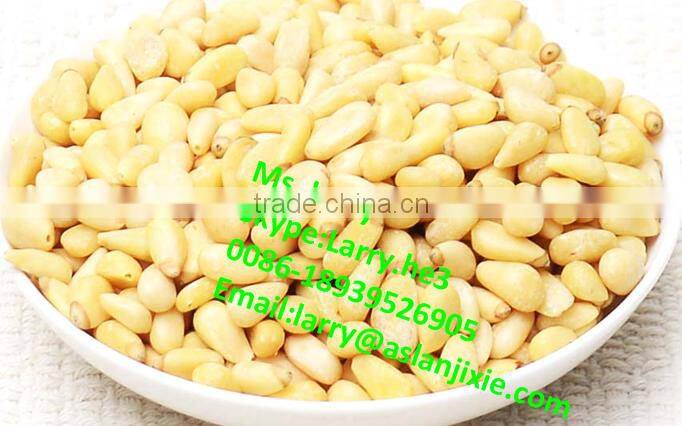 pine cone peeler machine/Siberian pine nuts peeler/peeling machine for pine nuts