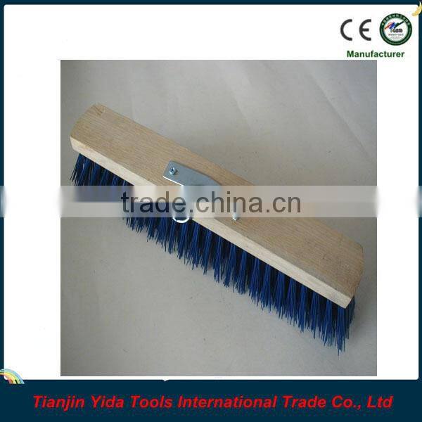 Wood block street cleaning brushwith metal adaptor