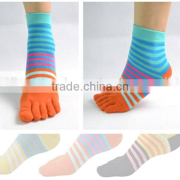 Ms stripe five fingers ankle socks