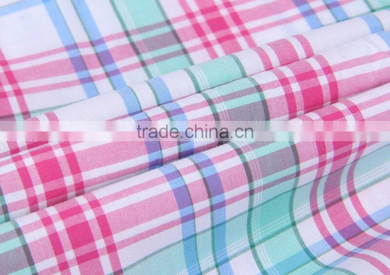 2017 new plaids men's long sleeve button-down slim fit shirt with contrast collar and cuff