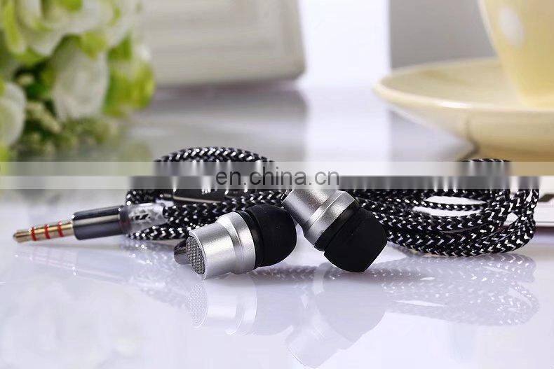 Colorful Earphones & Headphones 3.5mm Stereo Cheap Stylish Headphones for Cell Phone