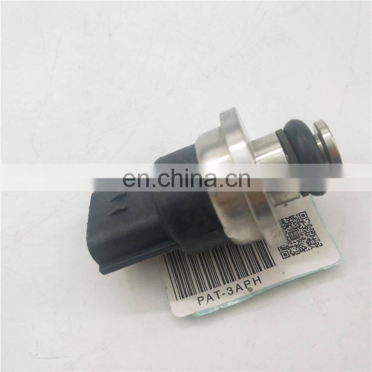 PAT Fuel Pressure Sensor OEM MR560127, E1T18871 For Montero Pajero