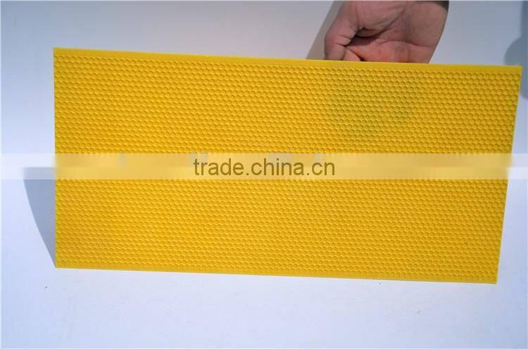 plastic beeswax foundation sheet/honey yellow colour