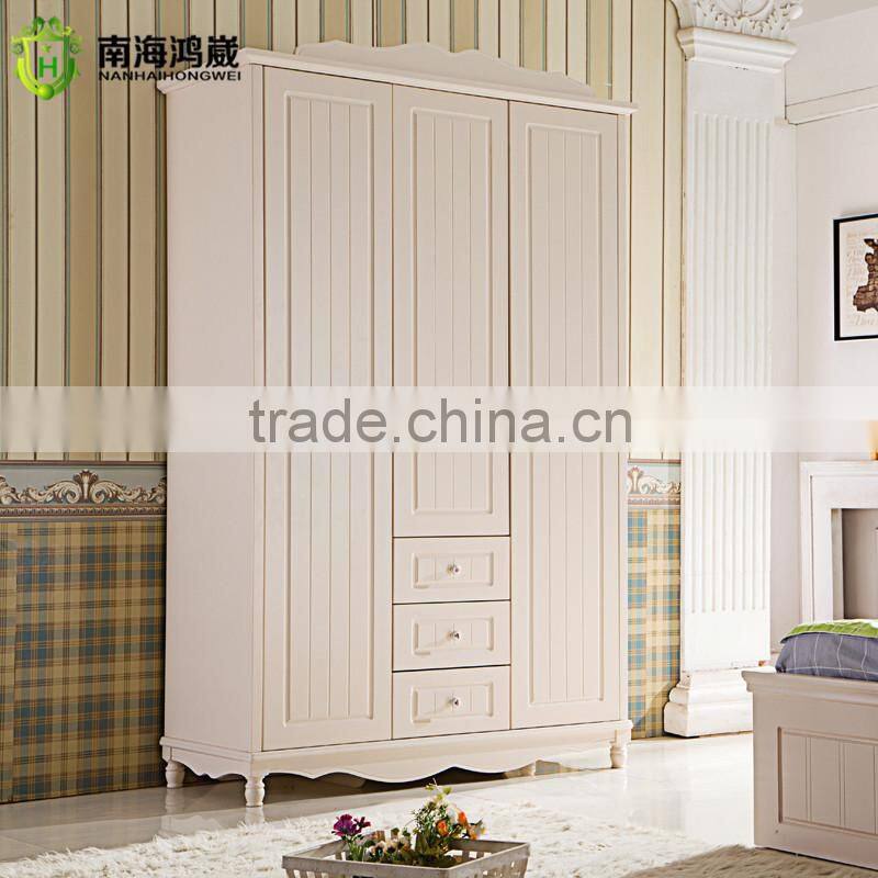Stock Ivory White Vintage Style Modern Wooden MDF Double Bed