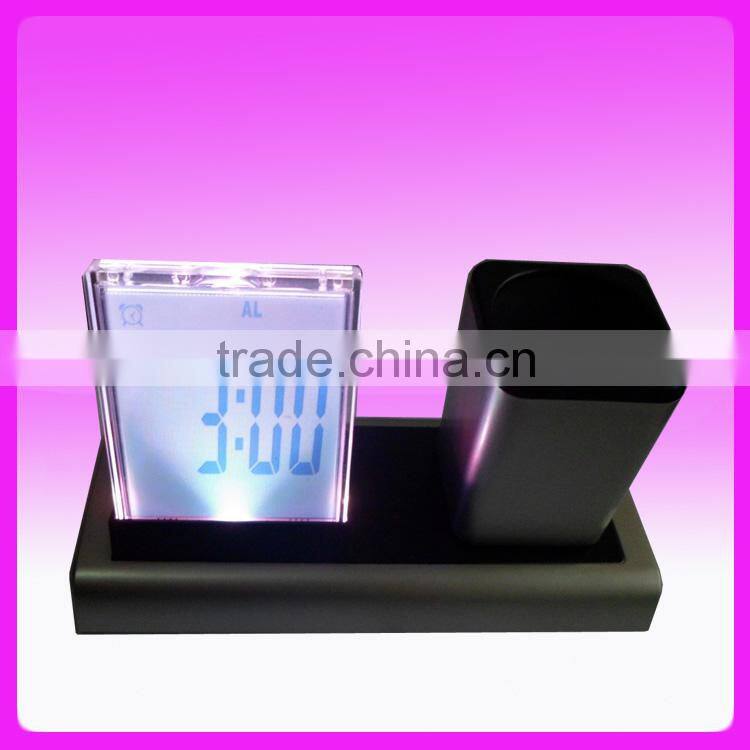 High-grade office desktop wooden brush pot clock