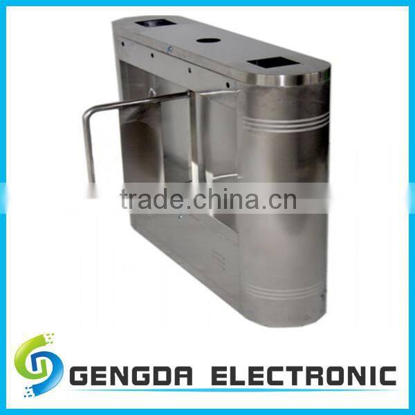 AUTOMATIC SWING GATE WITH RFID READER